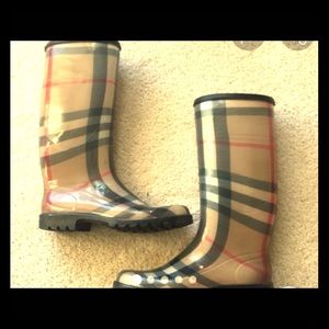 Burberry tall rubber handmade rain boot